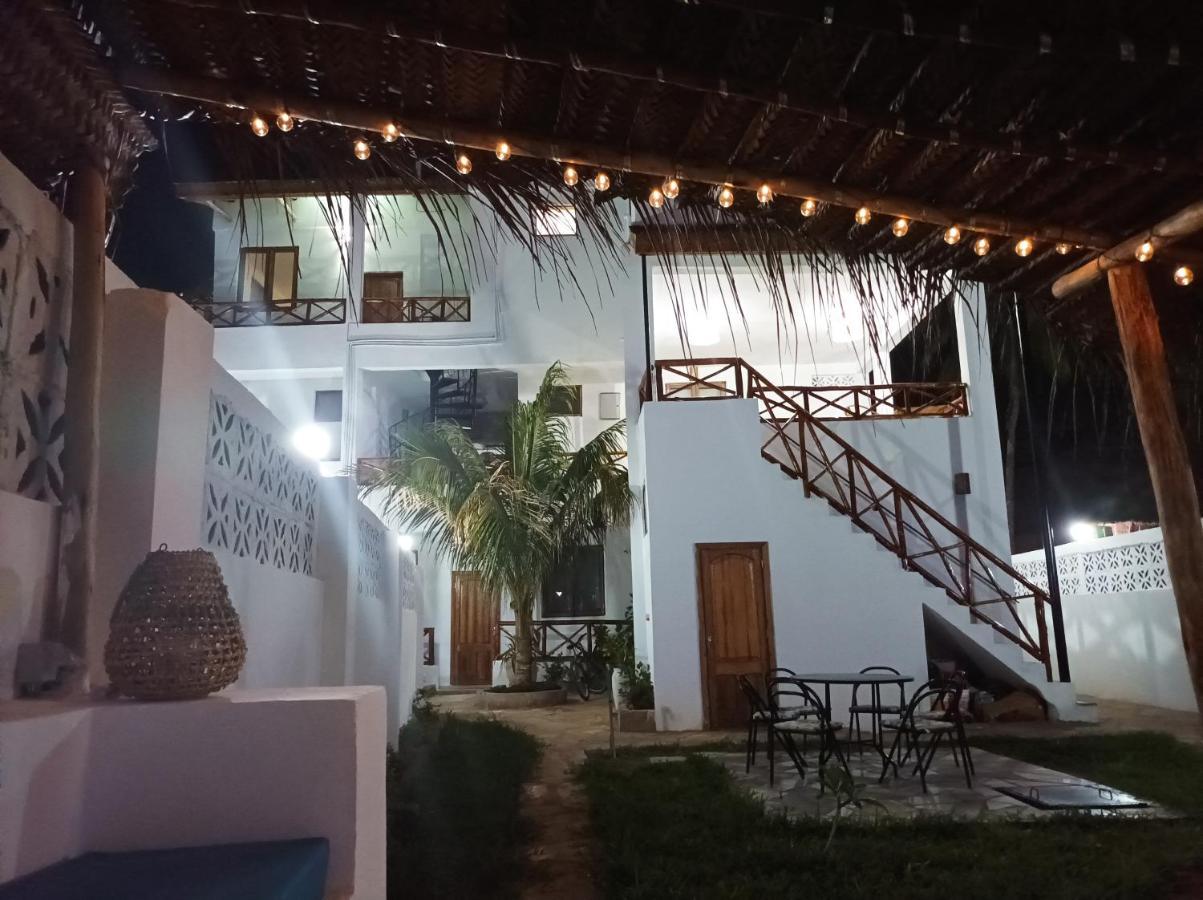 Zanzicrown Hotel Nungwi Exterior foto