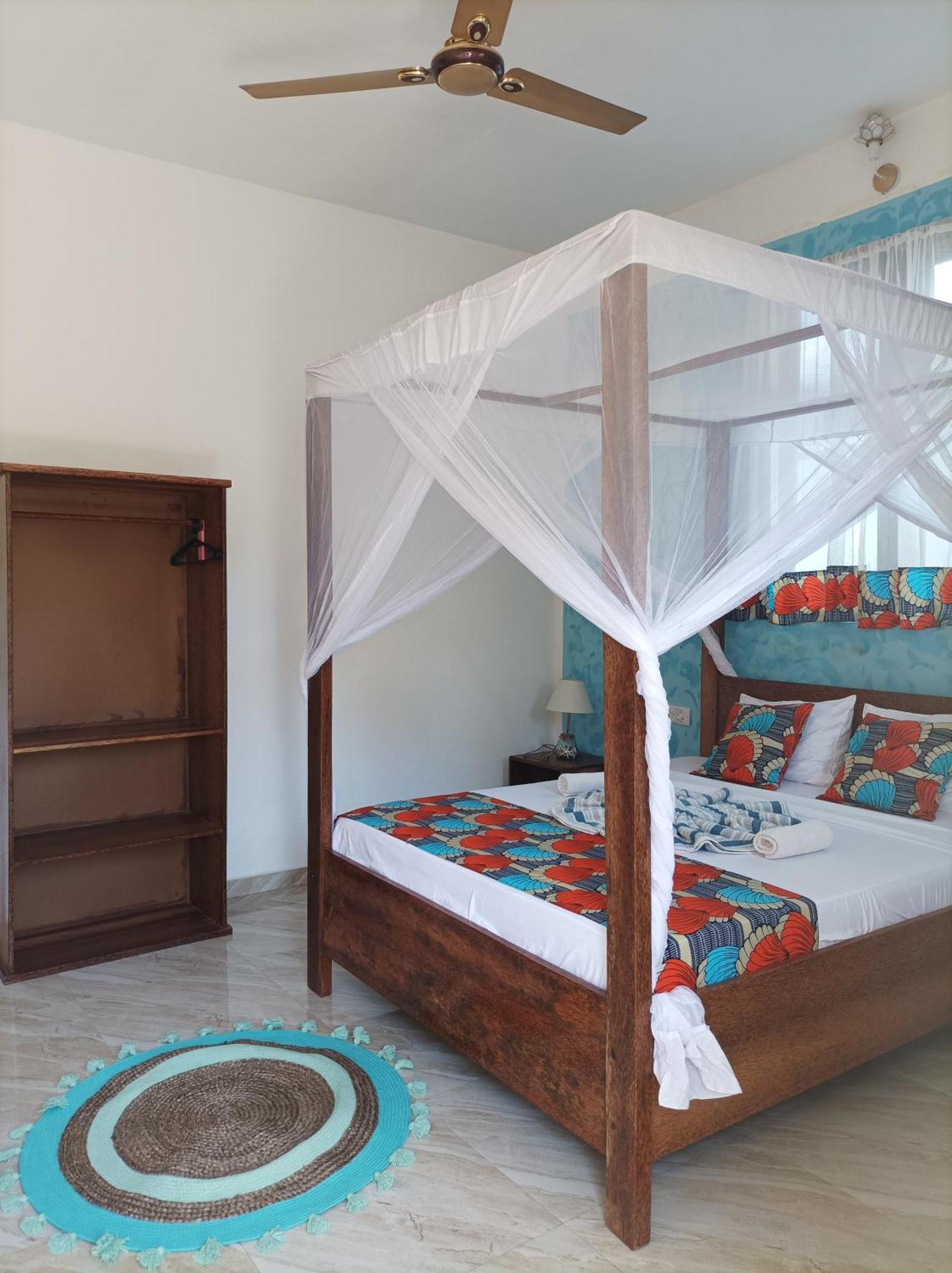 Zanzicrown Hotel Nungwi Quarto foto